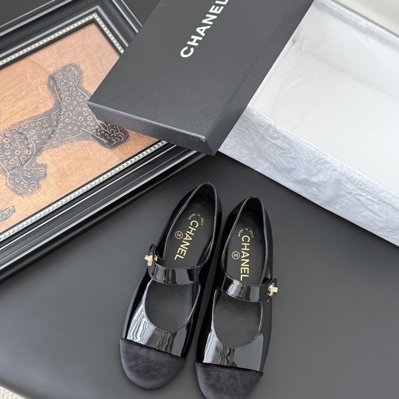 Ch**el flat shoes